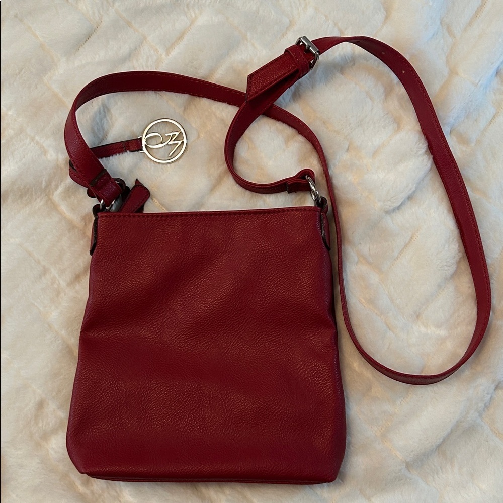 9 West red cross body purse - NWOT - Picture 3 of 6
